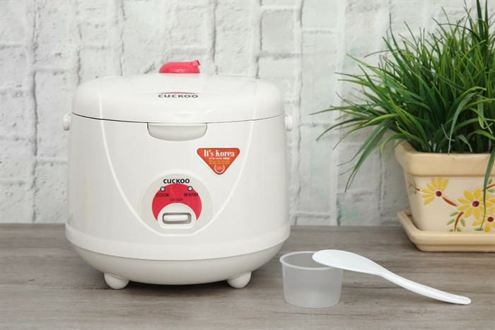 Nồi cơm điện 1.8L Cuckoo CR-1021 - Trắng